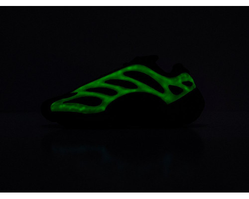 Кроссовки Adidas Yeezy Boost 700 v3