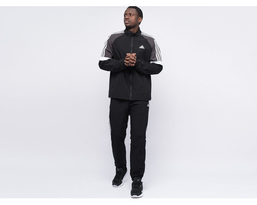 Спортивный костюм Adidas