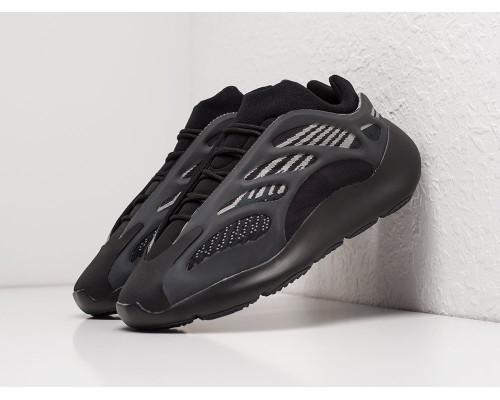 Кроссовки Adidas Yeezy Boost 700 v3
