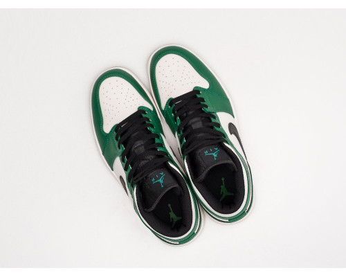 Кроссовки Nike Air Jordan 1